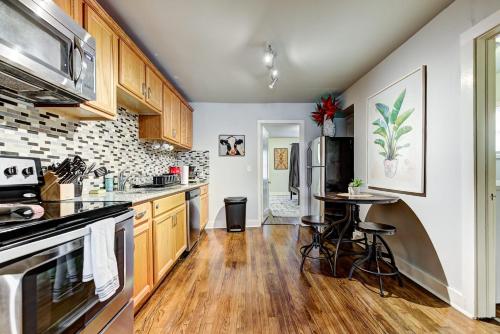 Putnam Pad I -near Asian District- just off I-44 in Oklahoma City, USA