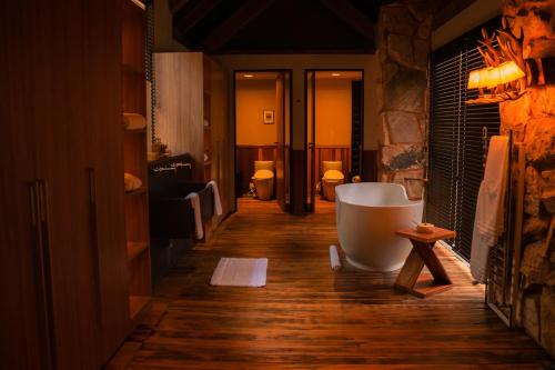 حمام, Botanique Hotel Experience - Campos do Jordao in كامبوس دو جورداو