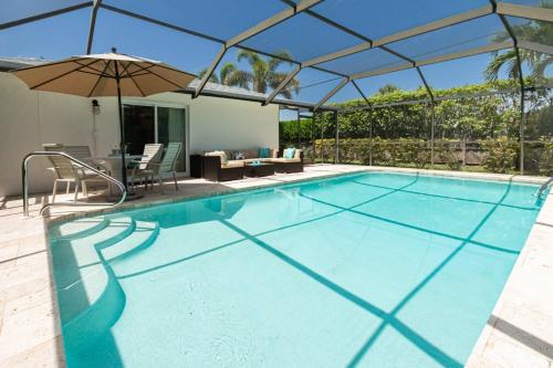 Naples Park- 98th Ave. N. - image 7