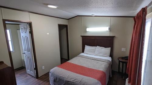 Hillcrest Inn & Suites Ozona