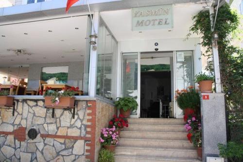 agva yasmin motel