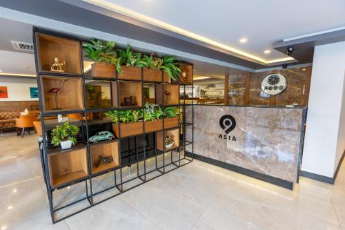 Asia Business Suites - image 14