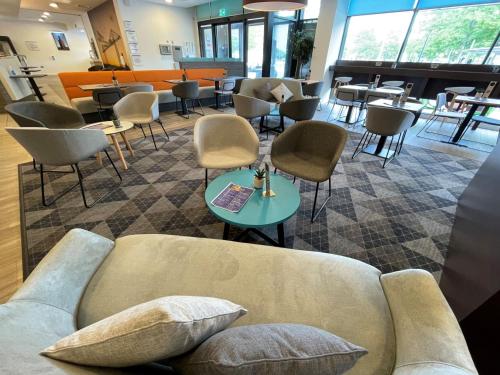 Пъб/Фоайе, Holiday Inn Express Middlesbrough - Centre Square in Мидълсброут
