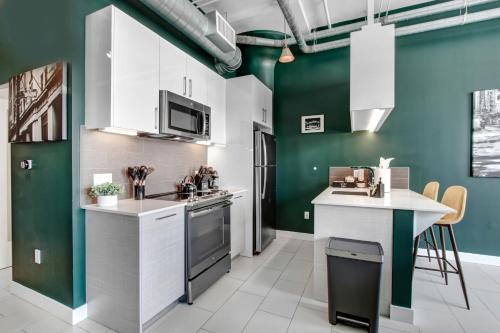NYC Styled Loft In DTLA, sleeps 4 with Free Parking!, Los Angeles (fotografie 4)