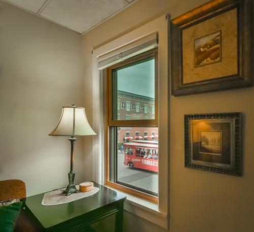 Main Street two bedroom in Galena-Great location! in Galena, USA