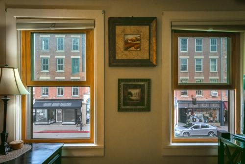 Main Street two bedroom in Galena-Great location! in Galena, USA