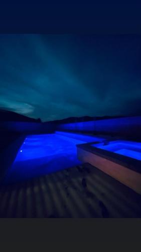 PARADISE HOT SPRINGS in Palm Springs, USA