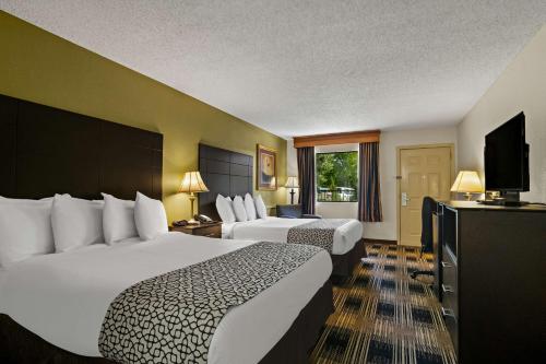 Best Western Windsor Suites in Fayetteville, USA