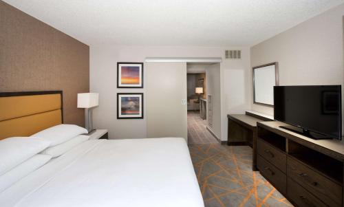 Embassy Suites by Hilton Cincinnati Northeast - Blue Ash