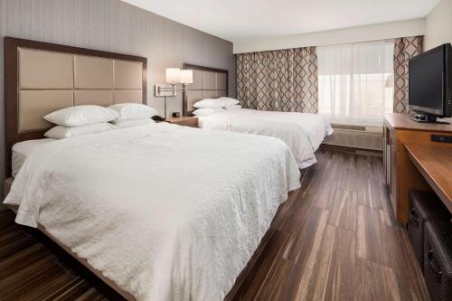 西雅图北部/林恩伍德汉普顿套房酒店 