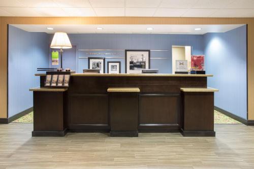 Hampton Inn Santa Rosa - image 11