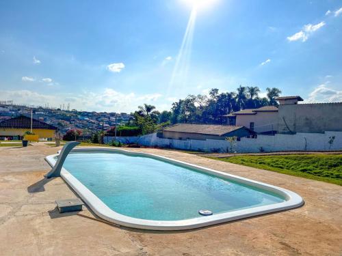 Chacara com piscina, churrasq e WiFi em Taubate SP