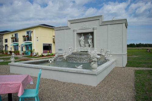 Viesnīcas āriene, Villa di Casa - Boutique Hotel in Niles Corners (ON)