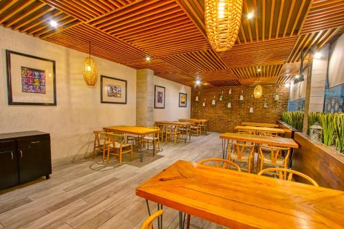 492143108 Holiday Inn Leon-Convention Center by IHG