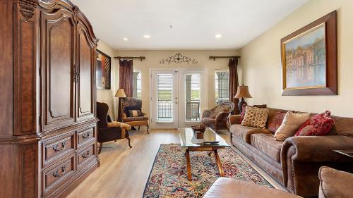 Lake Travis Stunning Waterfront, Sunset & Pool Views, Pet Friendly, Boat Ramp, Lago Vista, Texas in Lago Vista, USA