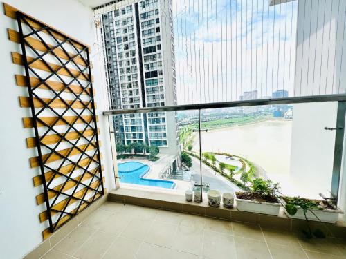 Quadruple Room with Lake View image 1