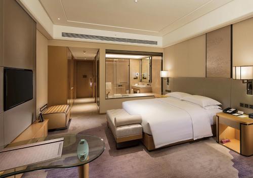 DoubleTree by Hilton Chengdu - Longquanyi - Tap to explore photos