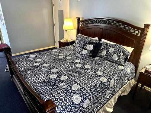 Montague Inn Bed & Breakfast - image 7
