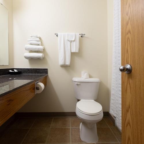 2 bedrooms, 3 beds