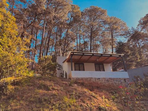 Stunning Cottage in the Forest Avandaro, Valle de Bravo