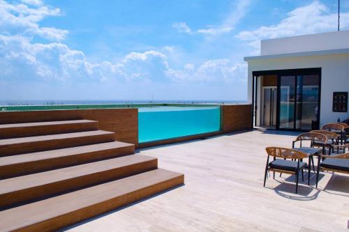 New Comfortable Condo w/ City Views & Rooftop pool - 321 Musa