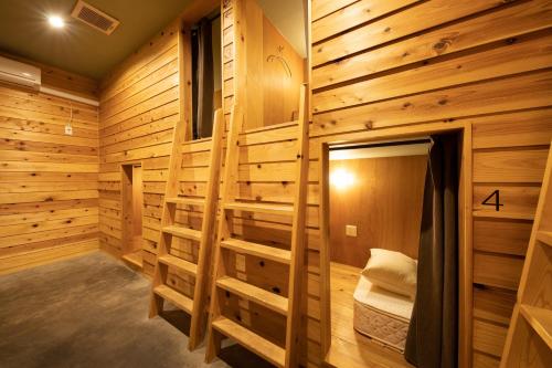 Chus – Nasu, FL