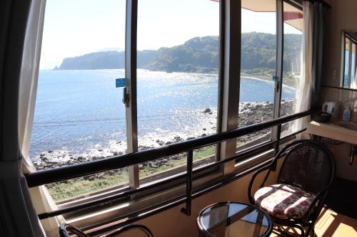 Standard Twin Room with Sea View