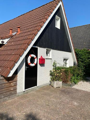  De Lauwersmeer Vogel mit eingezäuntem Garten, Pension in Anjum