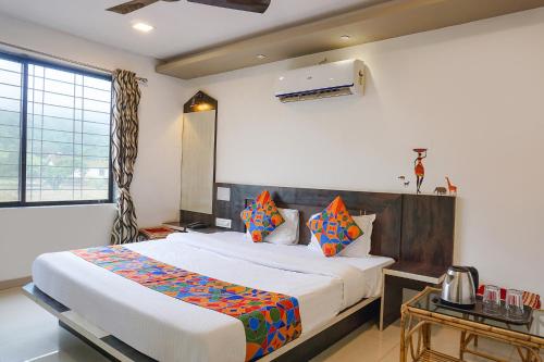 FabHotel Prime Meera Vatika