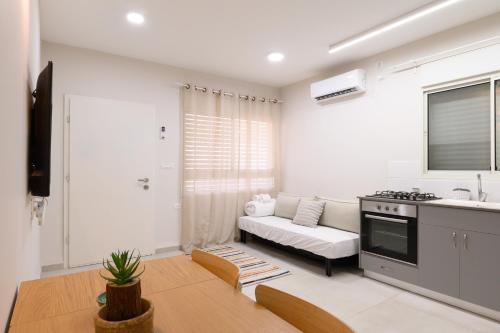 דירת נופש התבור Hatvor condo in Shadmot Dvora