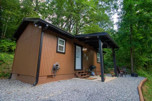 The Lil House in Robbinsville, USA