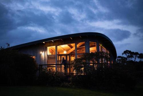 The Boomerangs Room Type - Two-Bedroom Cottage - Possum