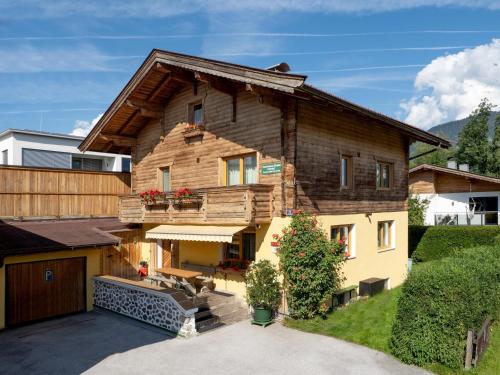 Ferienhaus Chalet Aumayr, Pension in Sankt Johann in Tirol