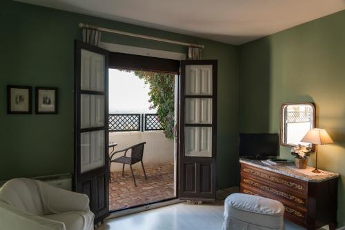 Double Room with Terrace or Balcony image 3