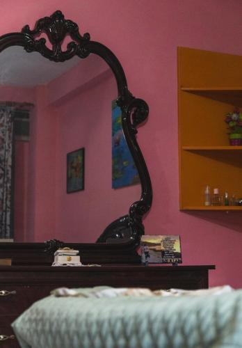 One-Bedroom Apartment image 7