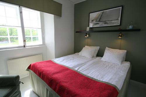 2 twin beds