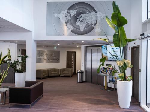 Vestíbulo, GOLDEN TULIP LA BAULE HÔTEL & RESIDENCE  in La Baule