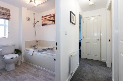 Beautifully designed 3 Bed House - in Manchester