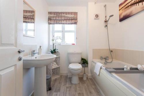 Beautifully designed 3 Bed House - in Manchester