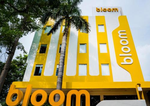 Facilities, Bloom Hotel - Sector 19 in Noida