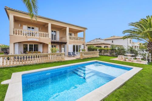 Villa image 2