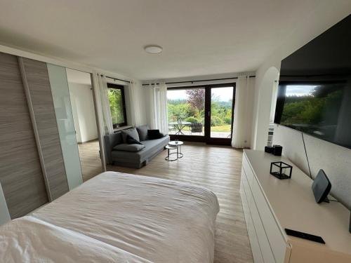 Modernes Apartment mit 180° Bergblick