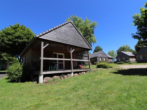 Gîte Salers, 3 pièces, 4 personnes - FR-1-742-434 - Location saisonnière - Salers