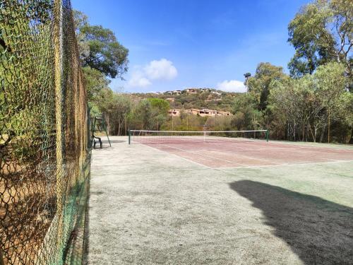 Holiday House with POOL & TENNIS COURT