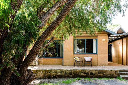 Sea Escape Studio - Beach Hideaway in Prevelly