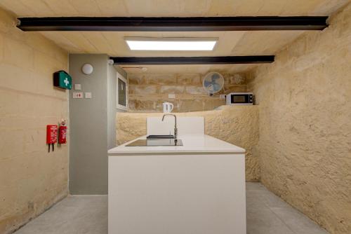 Private rooms with bathroom in Valletta in Valletta