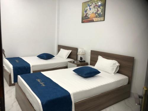 ANH QUANG HOTEl ĐỒNG VĂN