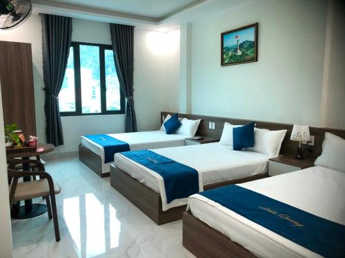 ANH QUANG HOTEl ĐỒNG VĂN