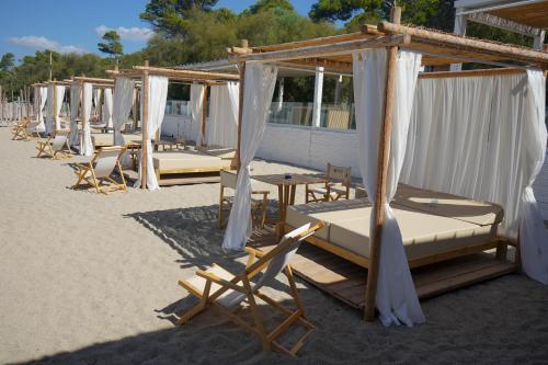 492236172 Praia Art Resort - Small Luxury Hotels of the world