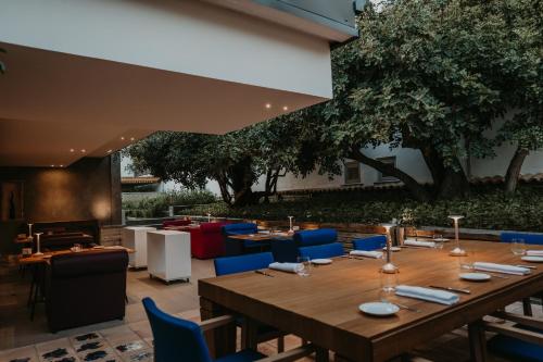 492238212 Praia Art Resort - Small Luxury Hotels of the world